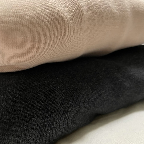 Pack of 2 Uniqlo Longsleeve Shirts - Picture 7 of 7